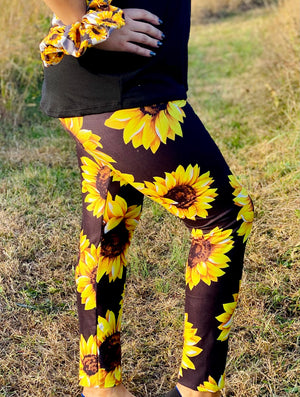 Walking on Sunshine Yellow Sunflower Leggings