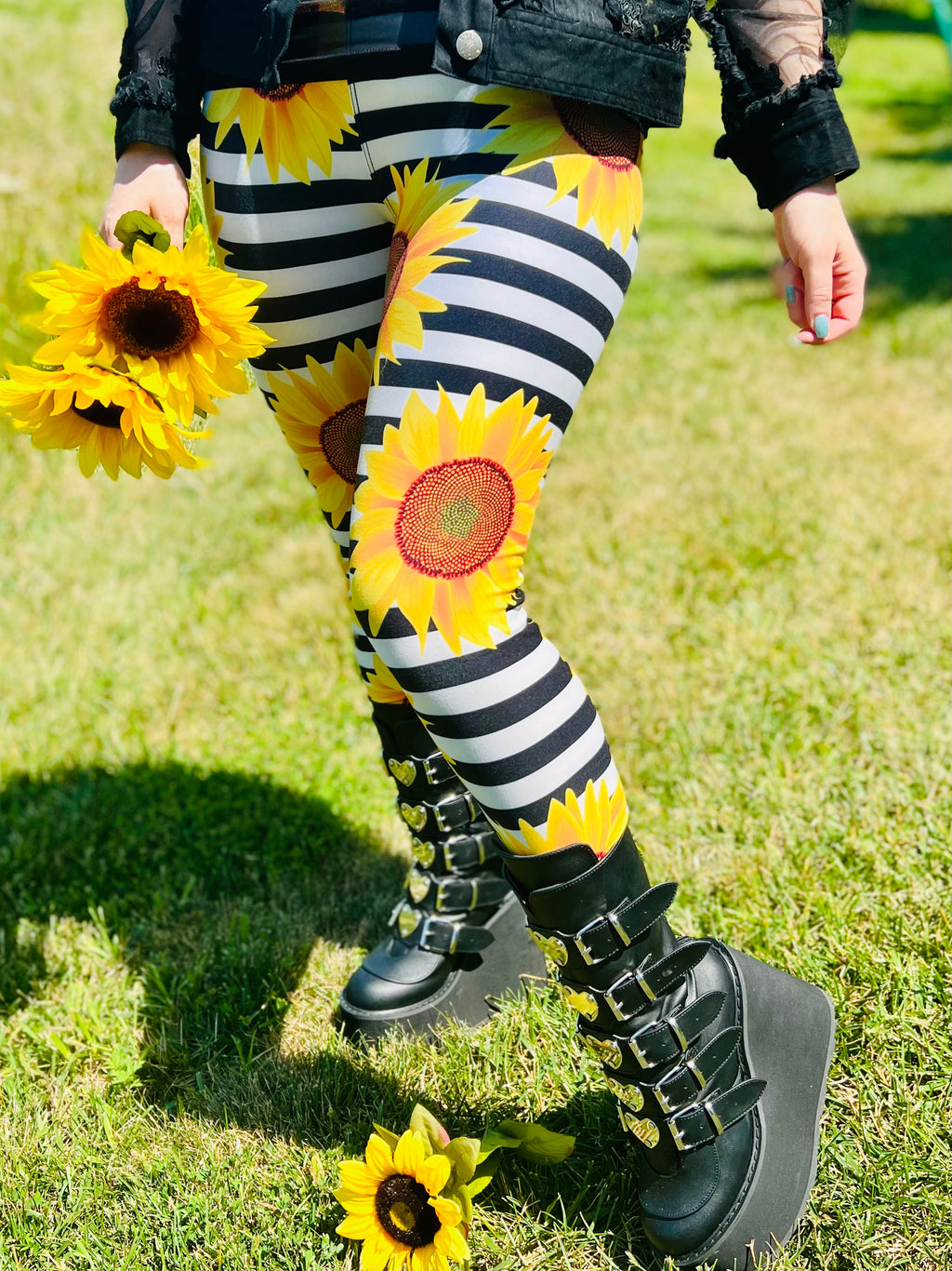 Black & White Stripe Sunflower Leggings