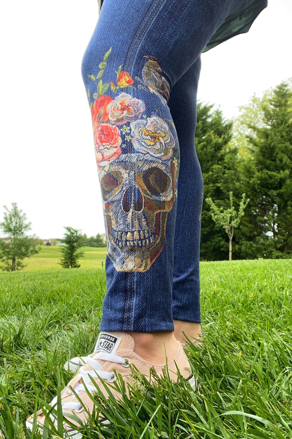 Skulls & Roses Blue Jean Leggings