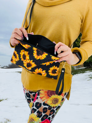 Sunflower Leopard 2 in 1 Crossbody Wristlet Purse